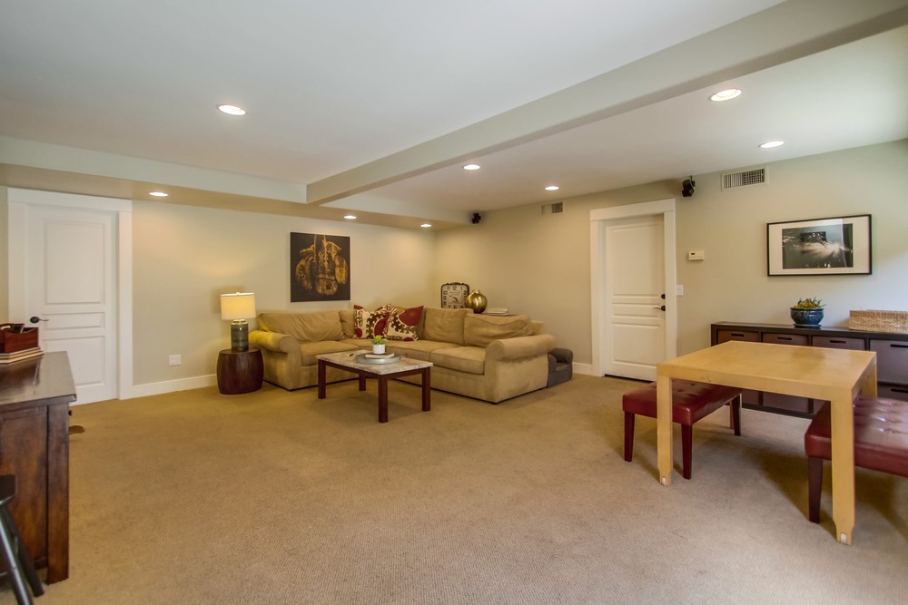 Virtual tour photo 34 of 64 for 4574 Marlborough Dr