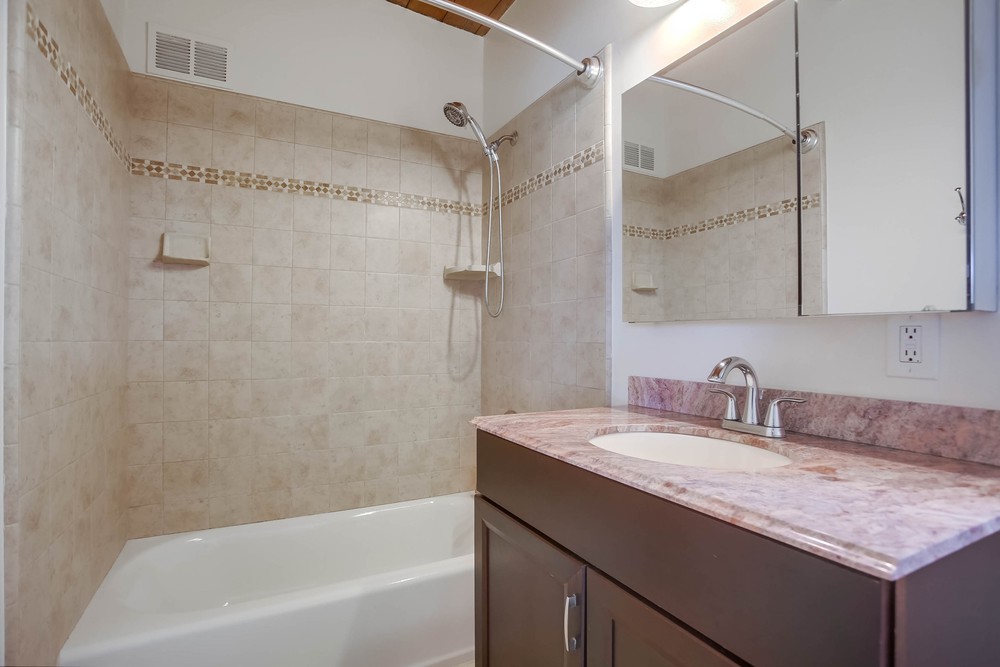 Virtual tour photo 20 of 31 for 4575 Narragansett Ave