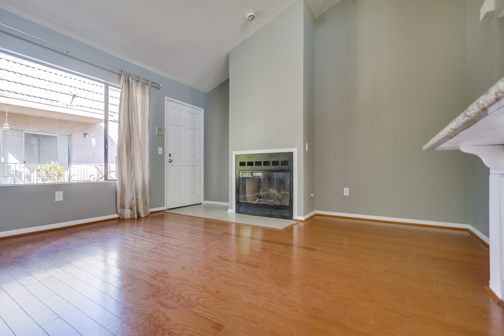Virtual tour photo 9 of 19 for 4576 Hawley Boulevard #5
