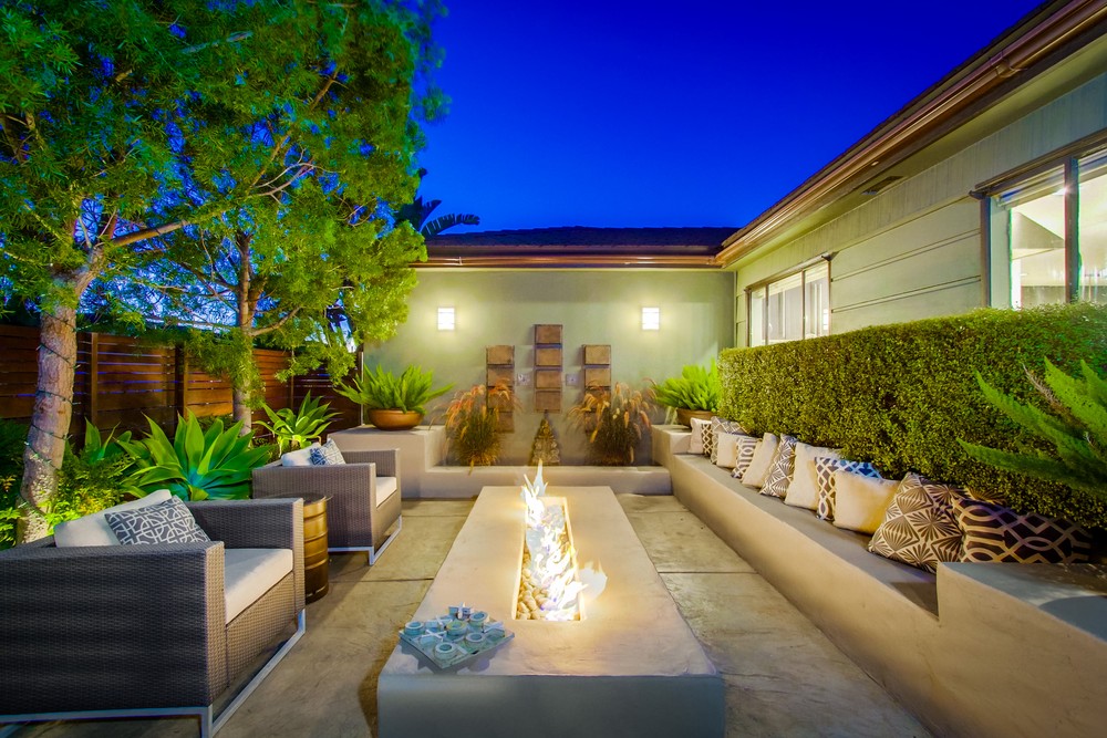 Virtual tour photo 6 of 73 for 4576 Lucille Dr
