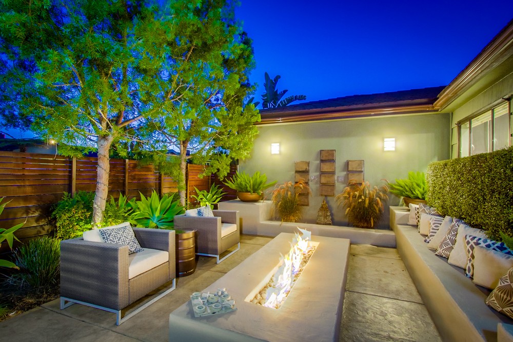 Virtual tour photo 7 of 73 for 4576 Lucille Dr