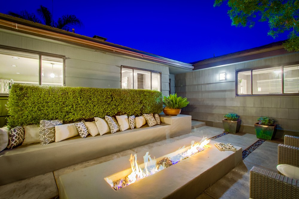 Virtual tour photo 8 of 73 for 4576 Lucille Dr