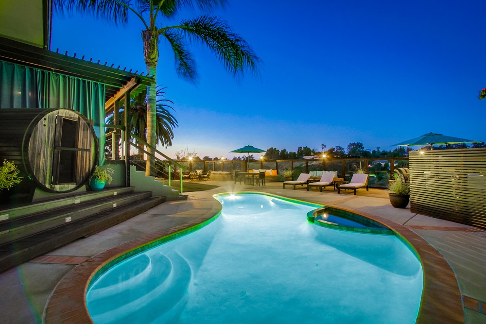Virtual tour photo 17 of 73 for 4576 Lucille Dr