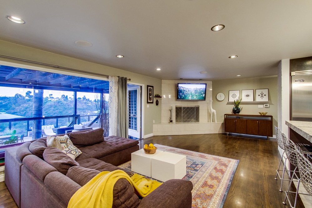 Virtual tour photo 21 of 73 for 4576 Lucille Dr