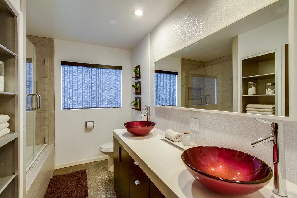 Virtual tour photo 32 of 73 for 4576 Lucille Dr