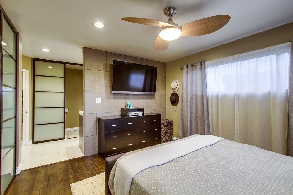 Virtual tour photo 35 of 73 for 4576 Lucille Dr
