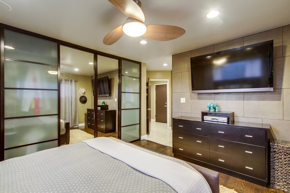 Virtual tour photo 37 of 73 for 4576 Lucille Dr