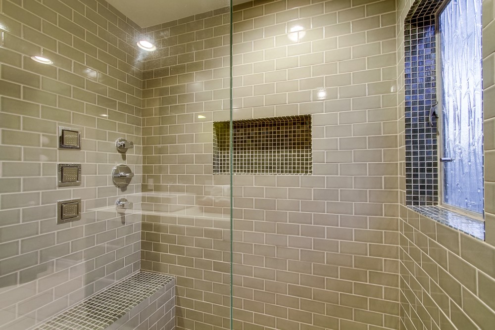 Virtual tour photo 40 of 73 for 4576 Lucille Dr