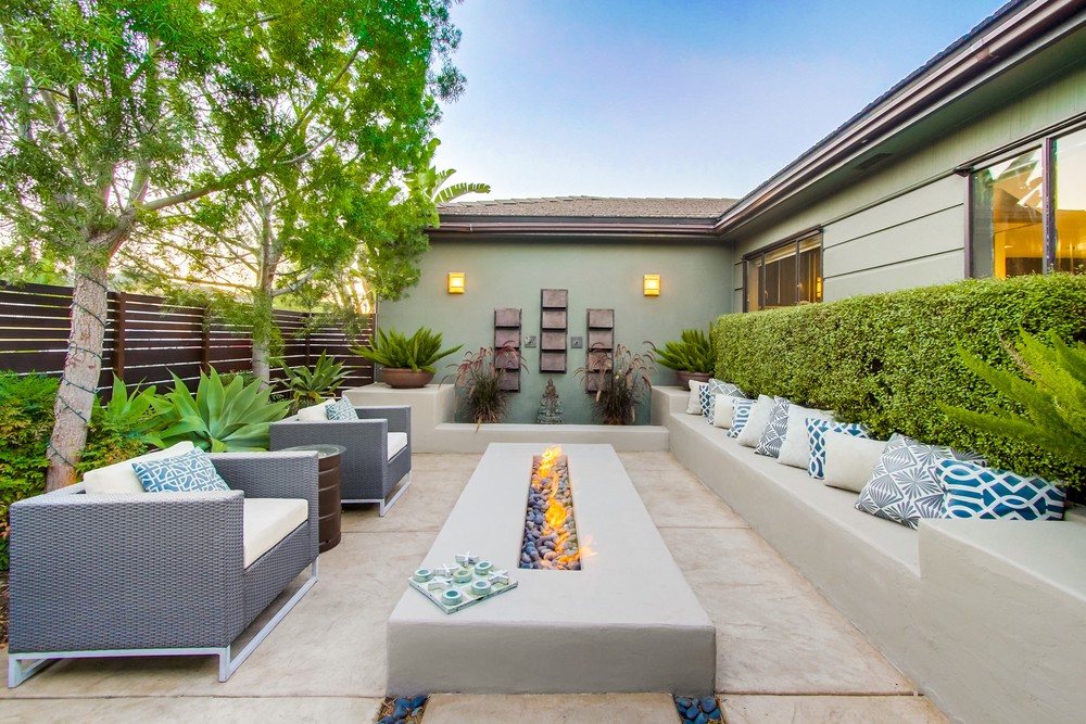 Virtual tour photo 51 of 73 for 4576 Lucille Dr