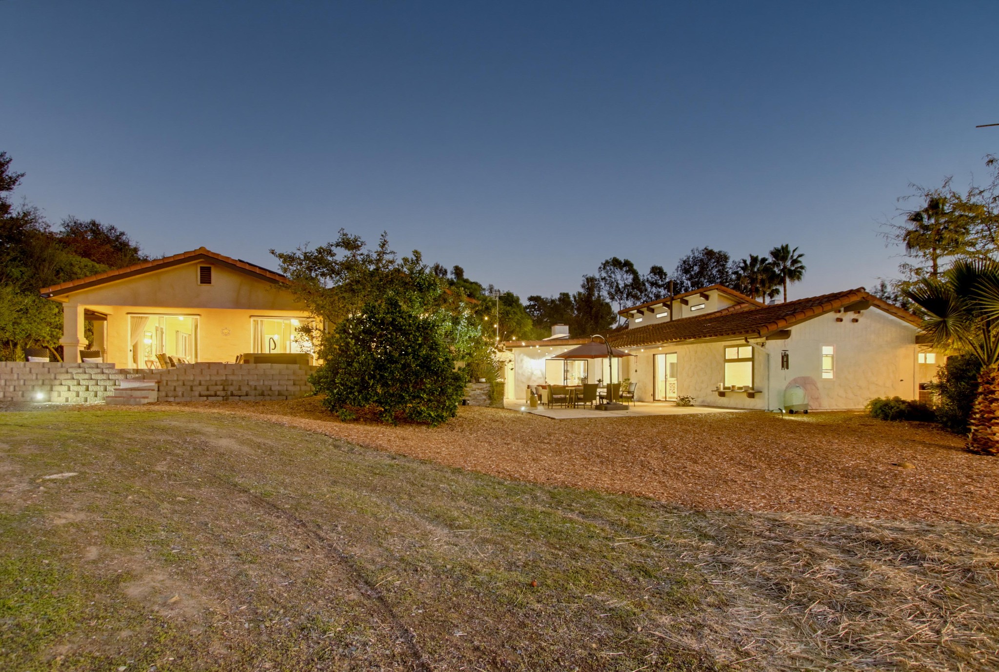 Virtual tour photo 21 of 195 for 4580 El Mirlo