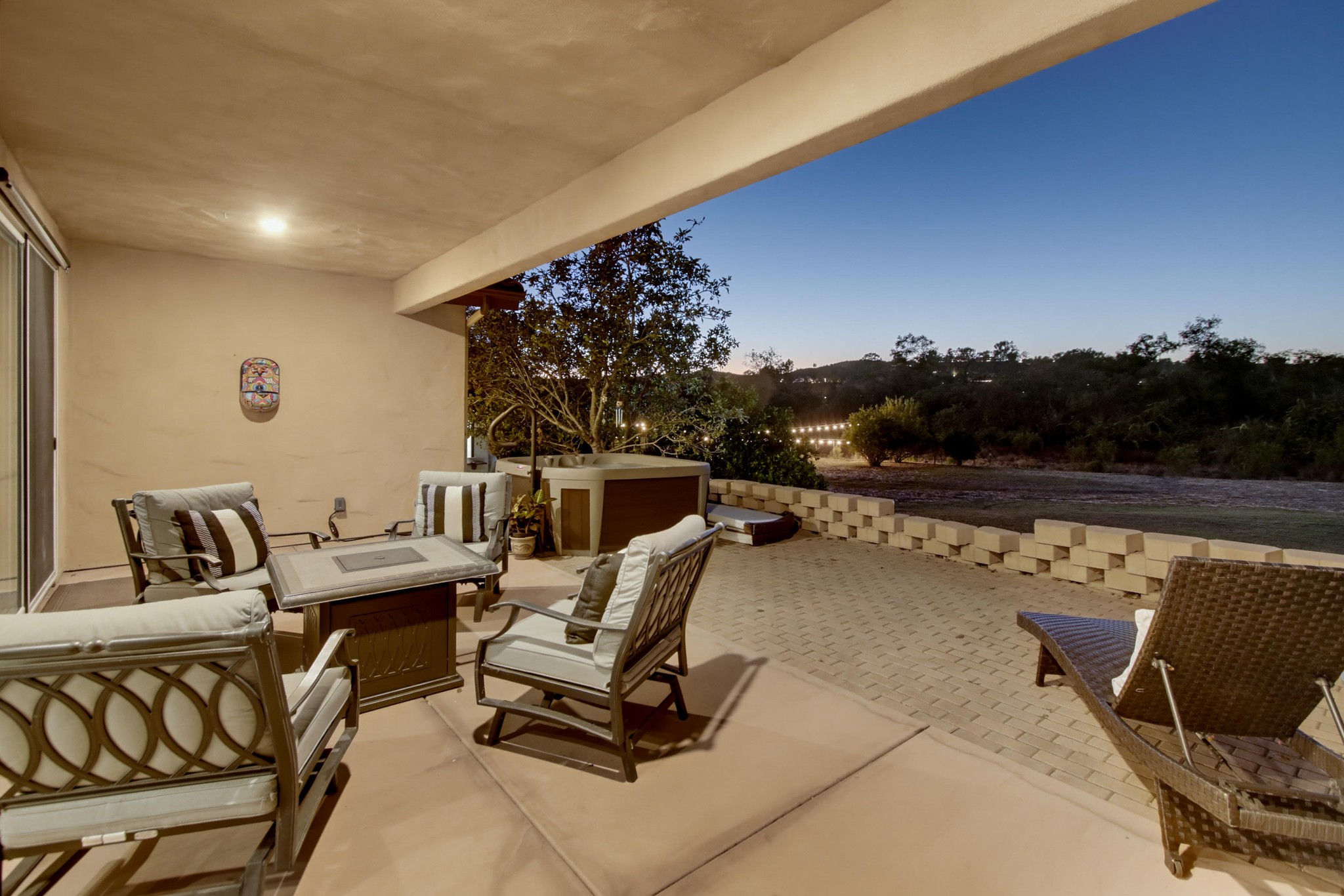 Virtual tour photo 29 of 195 for 4580 El Mirlo