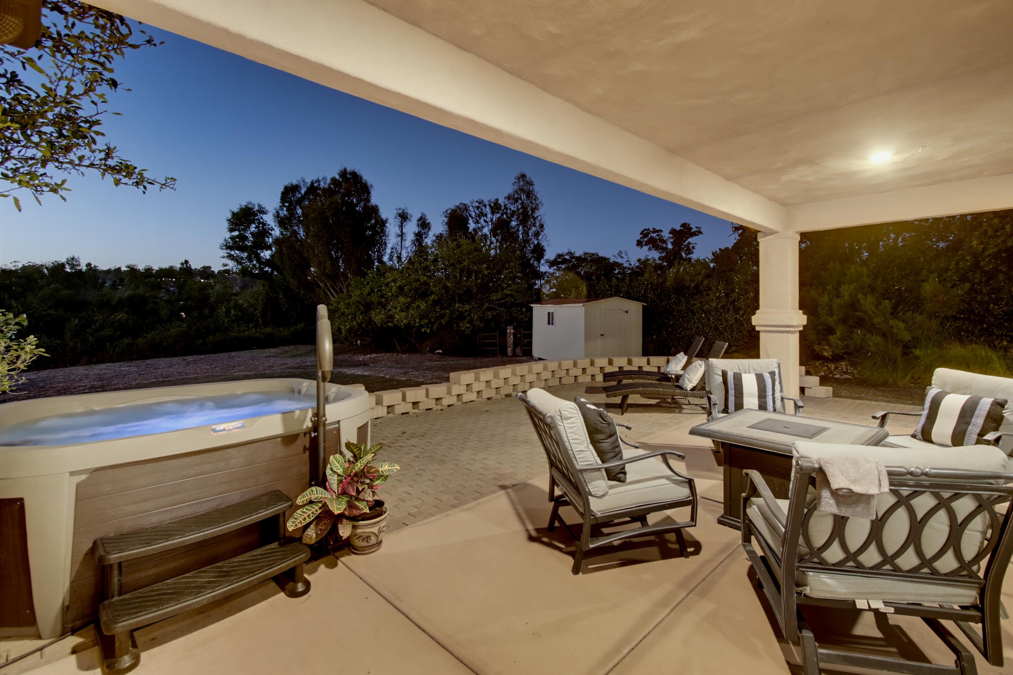 Virtual tour photo 30 of 195 for 4580 El Mirlo