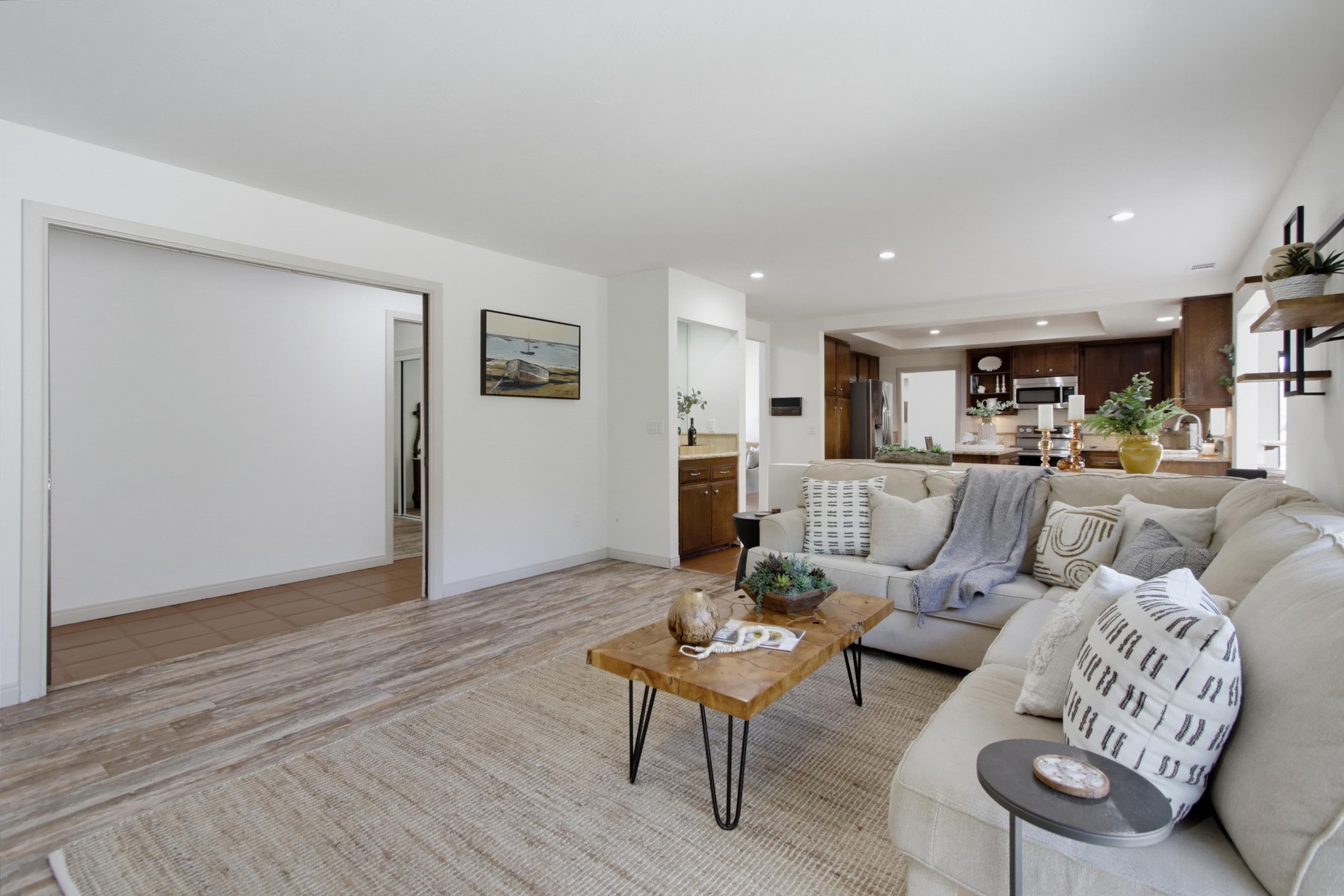 Virtual tour photo 48 of 195 for 4580 El Mirlo