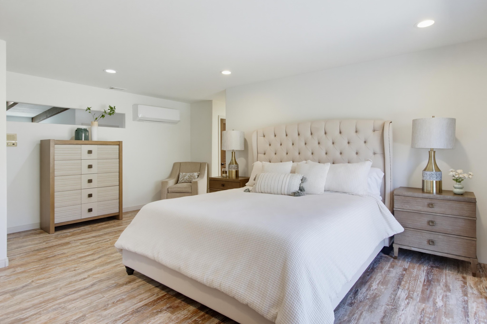Virtual tour photo 61 of 195 for 4580 El Mirlo