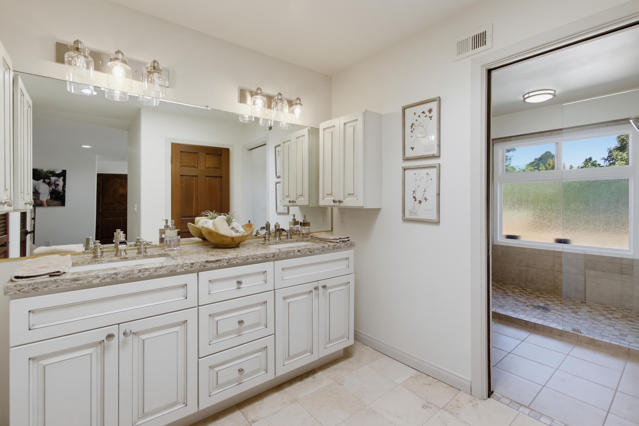 Virtual tour photo 63 of 195 for 4580 El Mirlo