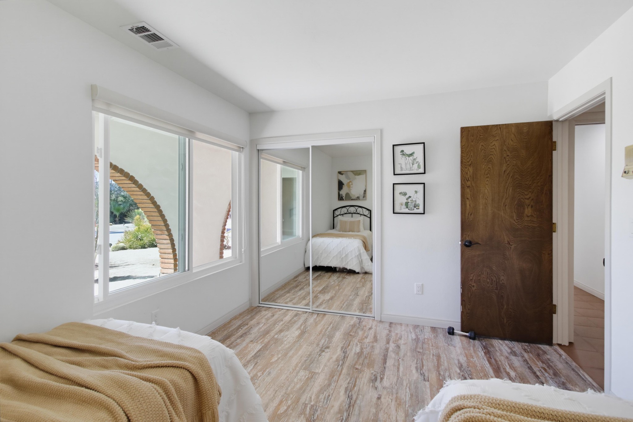 Virtual tour photo 77 of 195 for 4580 El Mirlo