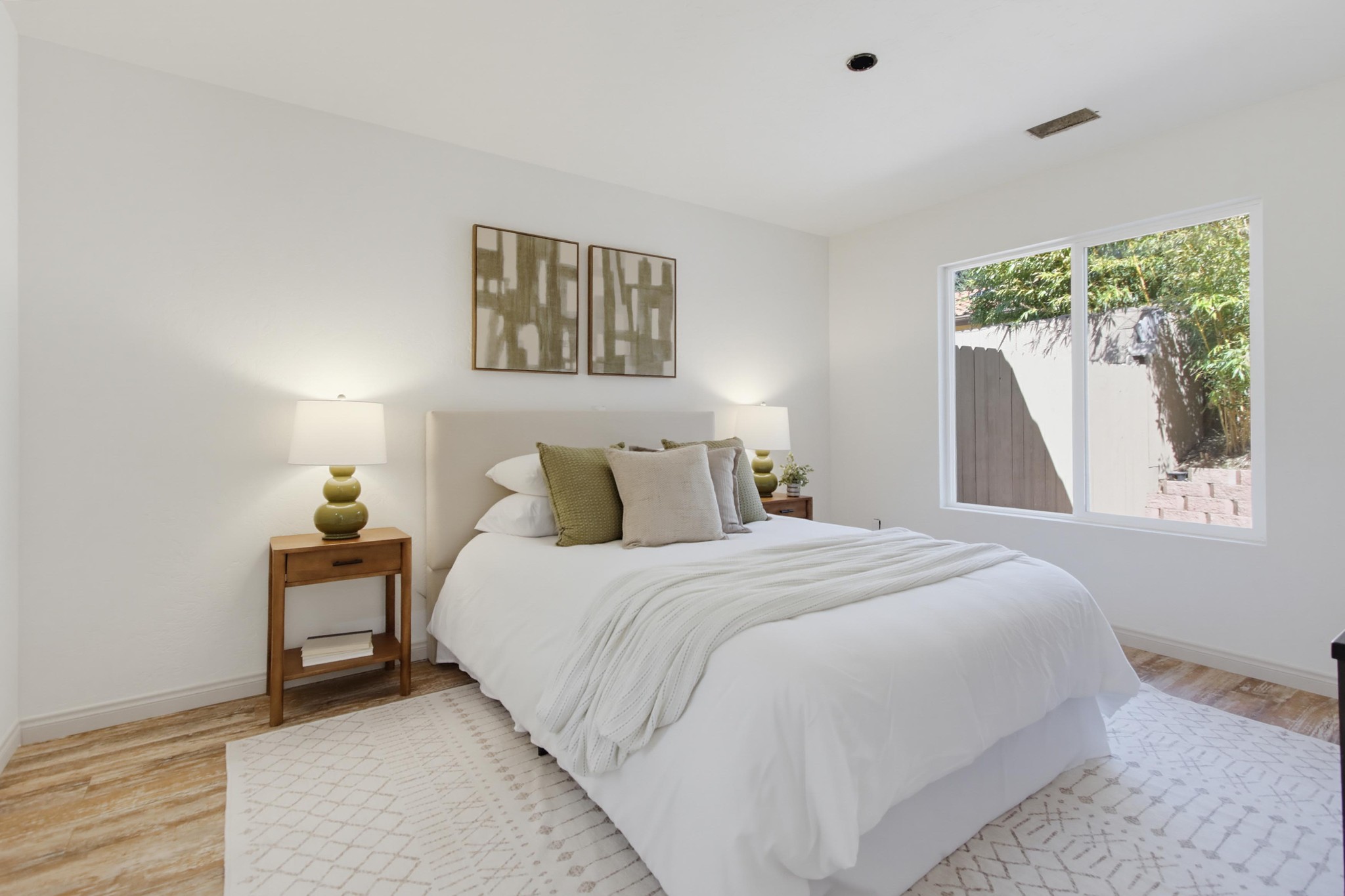 Virtual tour photo 81 of 195 for 4580 El Mirlo
