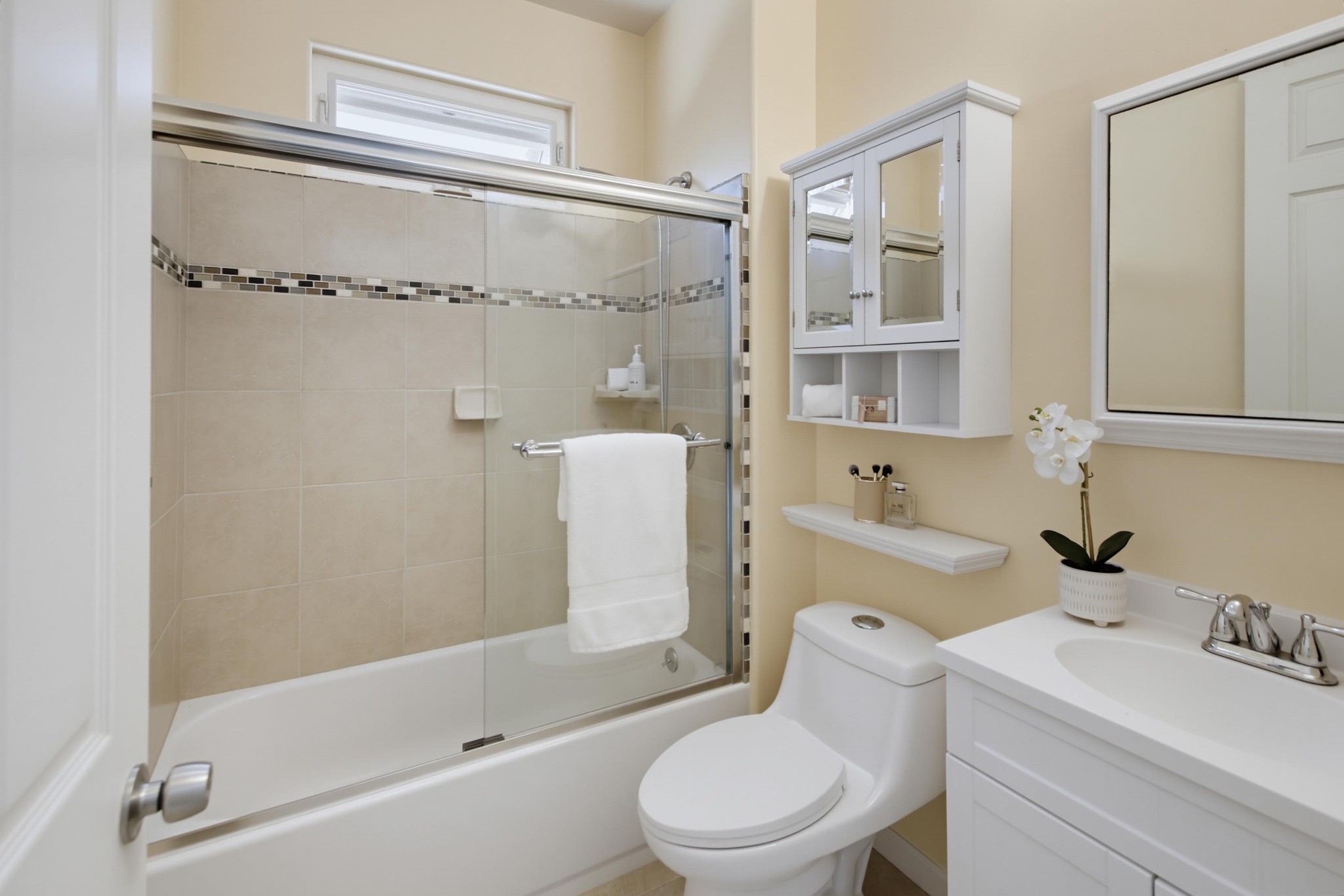 Virtual tour photo 102 of 195 for 4580 El Mirlo