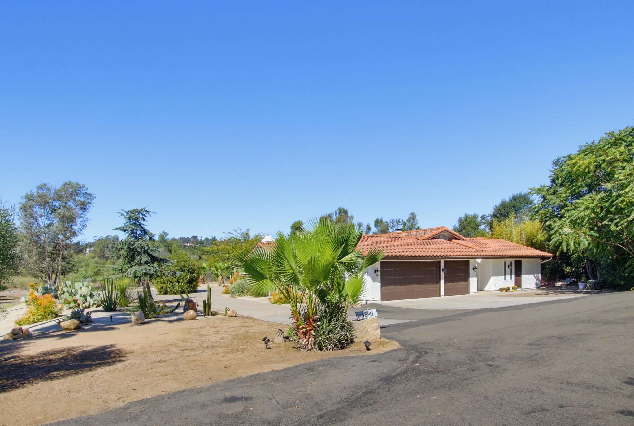 Virtual tour photo 121 of 195 for 4580 El Mirlo