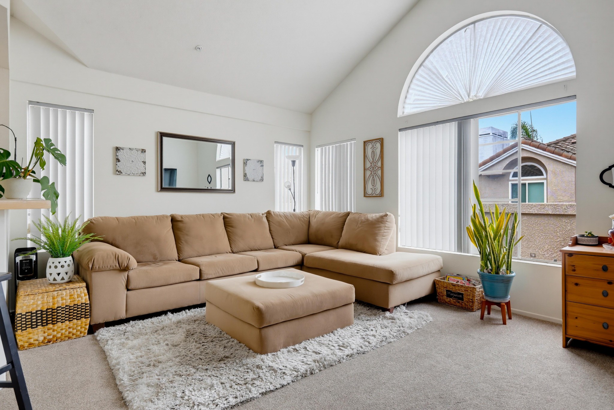 Virtual tour photo 13 of 53 for 4581 Warner Ave Apt 302