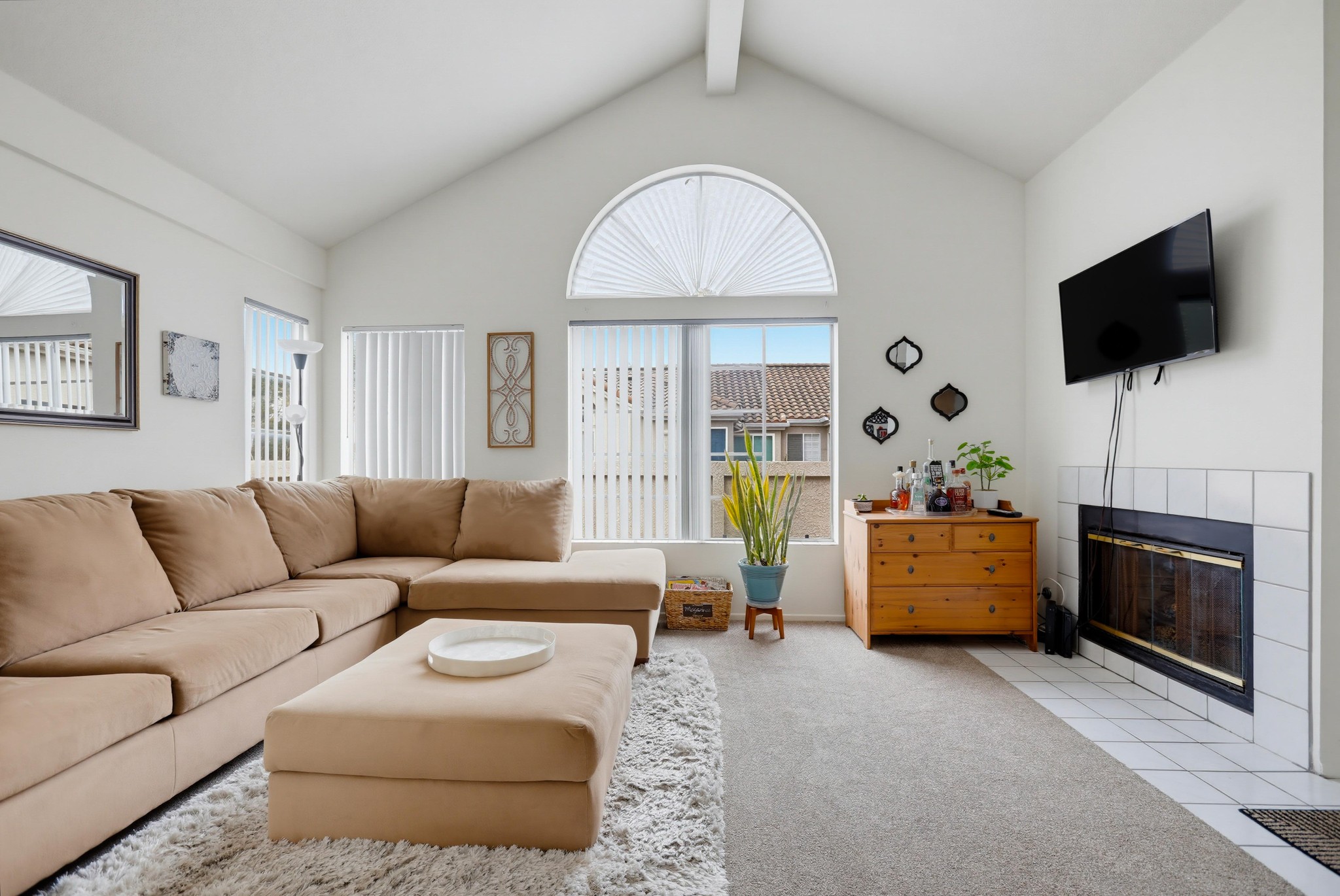 Virtual tour photo 14 of 53 for 4581 Warner Ave Apt 302