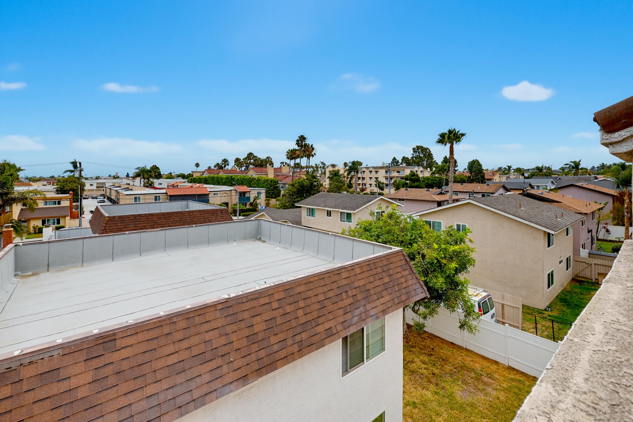 Virtual tour photo 45 of 53 for 4581 Warner Ave Apt 302