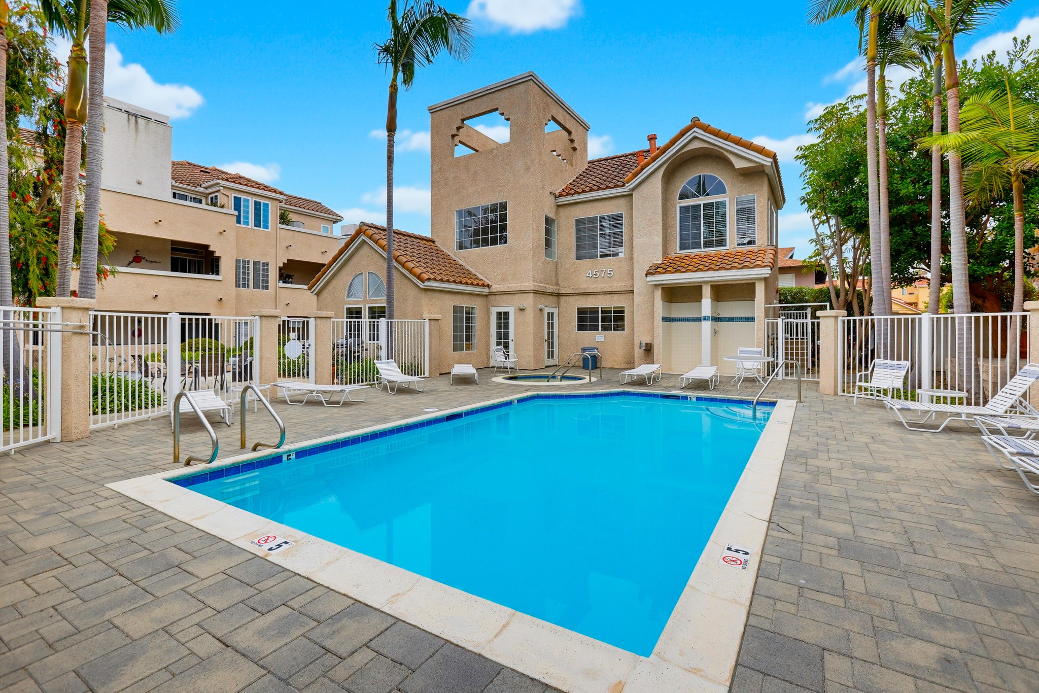 Virtual tour photo 49 of 53 for 4581 Warner Ave Apt 302