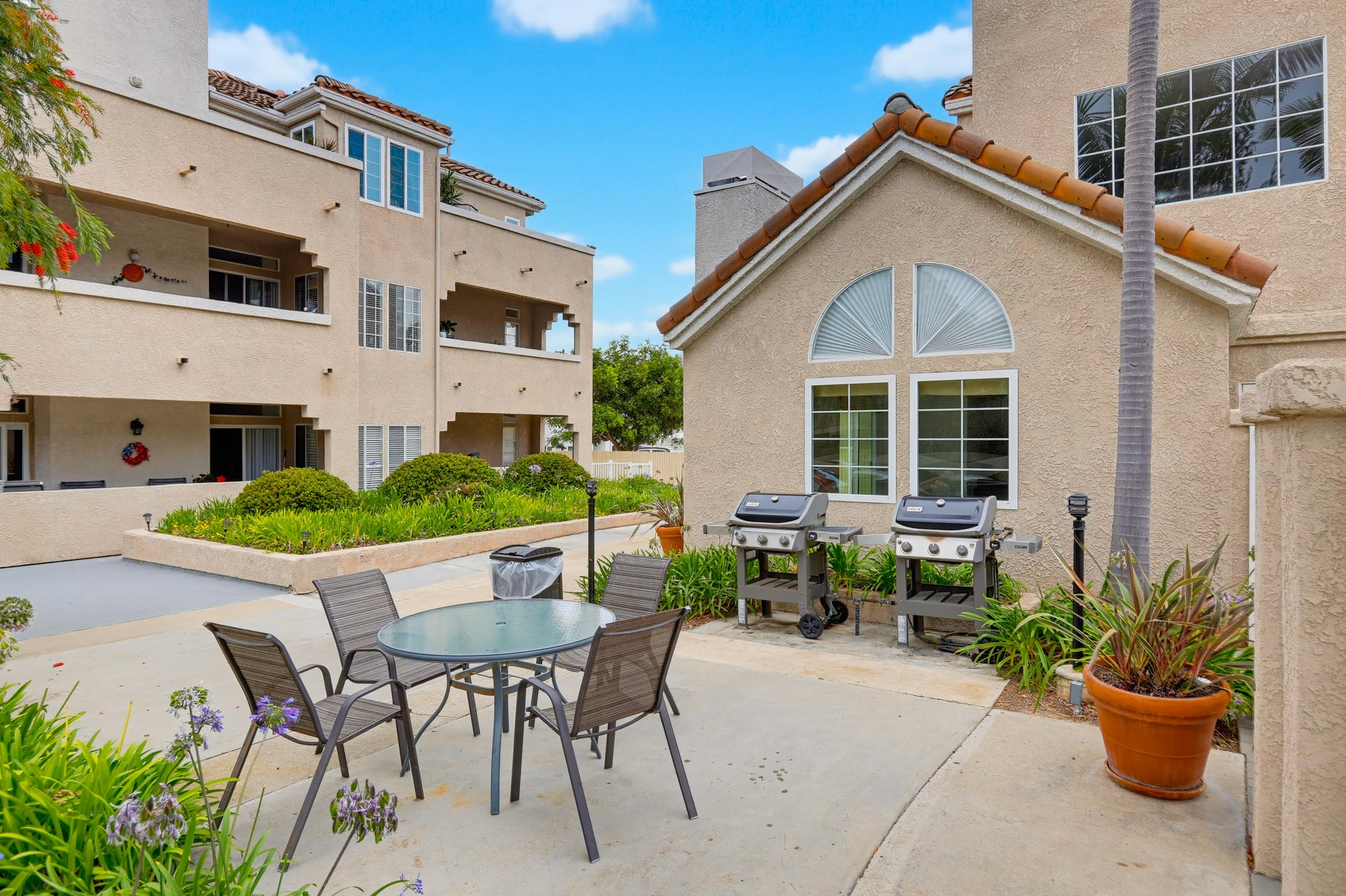 Virtual tour photo 51 of 53 for 4581 Warner Ave Apt 302