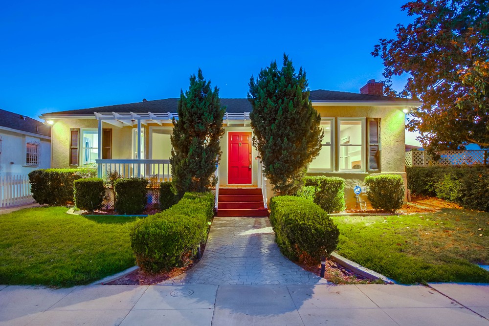 Virtual tour photo 1 of 63 for 4584 49th St