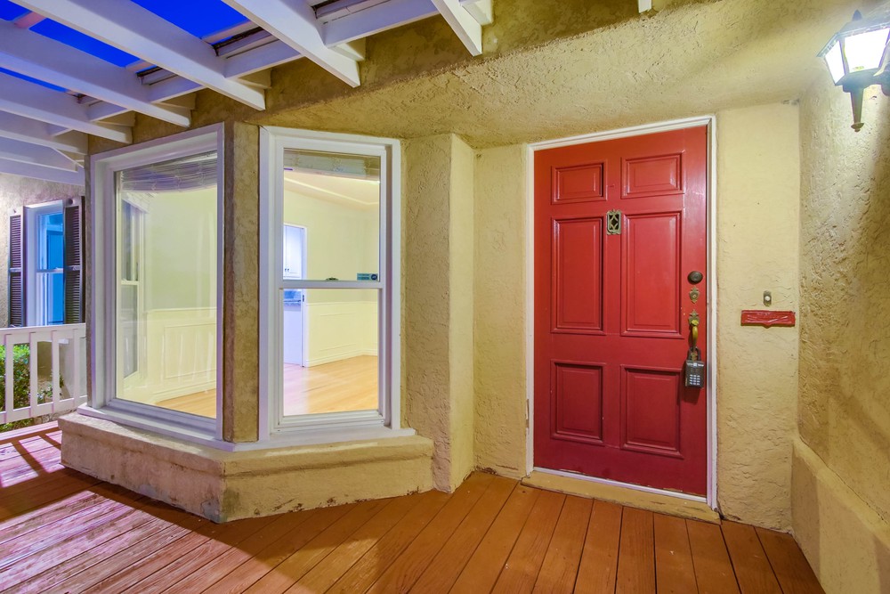 Virtual tour photo 5 of 63 for 4584 49th St