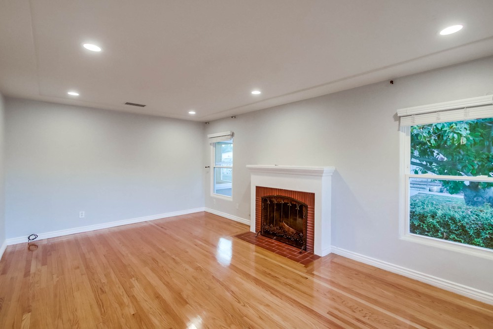 Virtual tour photo 20 of 63 for 4584 49th St