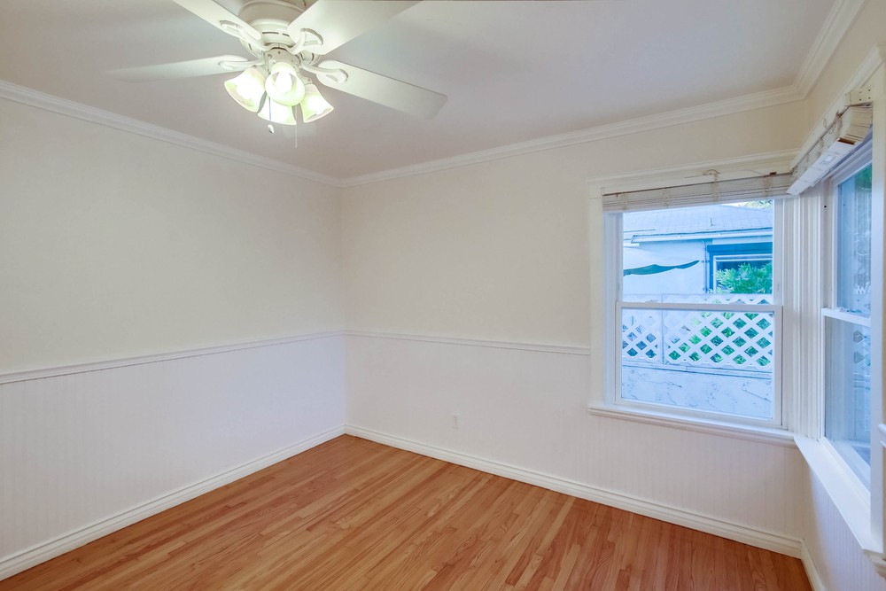 Virtual tour photo 31 of 63 for 4584 49th St