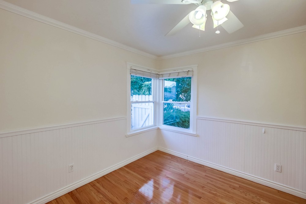 Virtual tour photo 32 of 63 for 4584 49th St