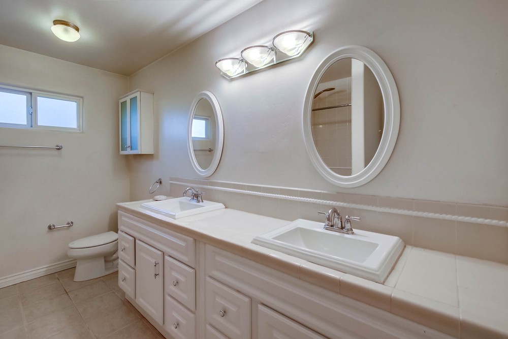 Virtual tour photo 35 of 63 for 4584 49th St