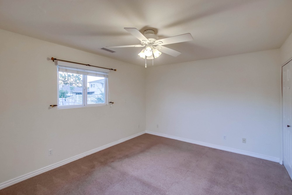Virtual tour photo 38 of 63 for 4584 49th St