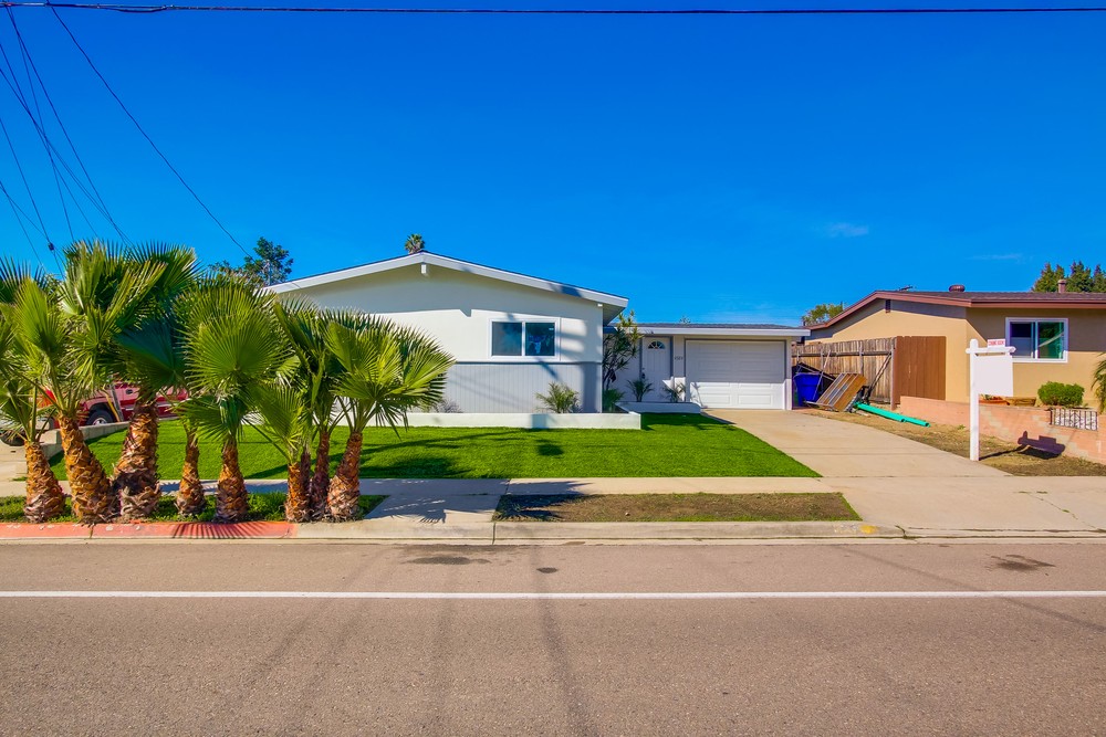 Virtual tour photo 3 of 40 for 4584 Derrick Dr