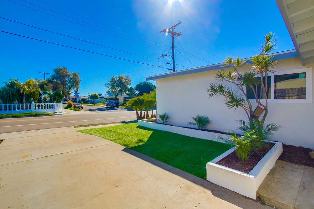 Virtual tour photo 8 of 40 for 4584 Derrick Dr