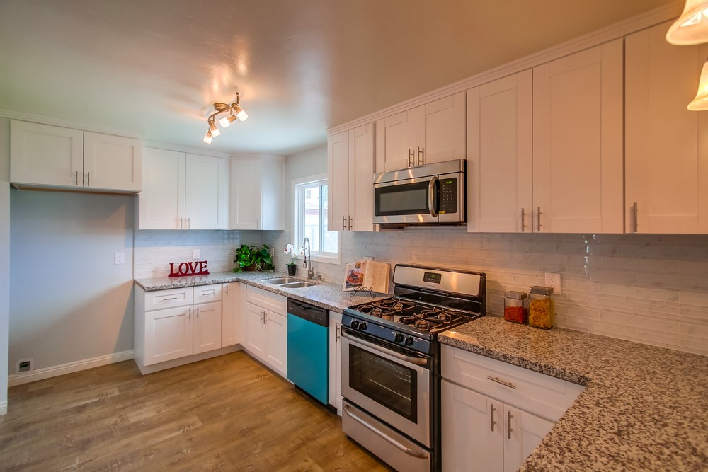 Virtual tour photo 16 of 40 for 4584 Derrick Dr