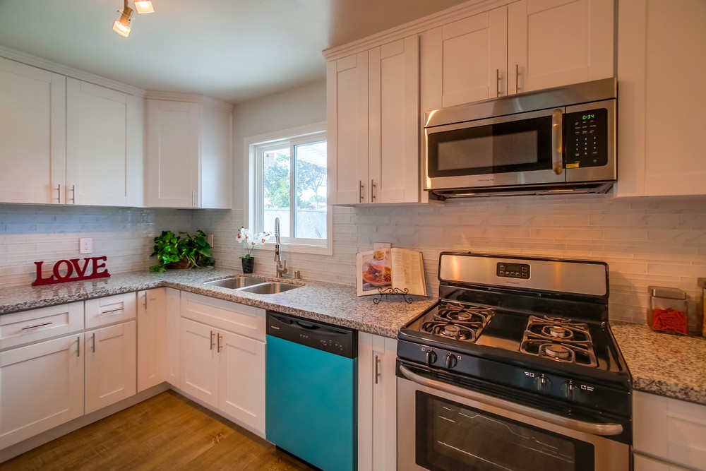 Virtual tour photo 17 of 40 for 4584 Derrick Dr