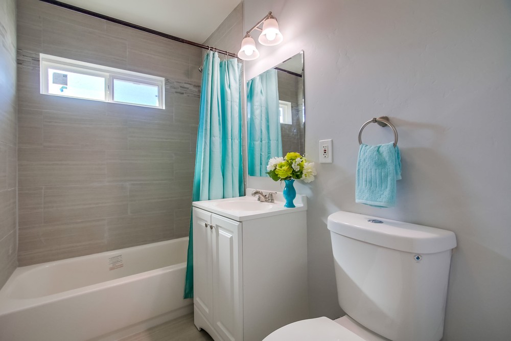 Virtual tour photo 25 of 40 for 4584 Derrick Dr