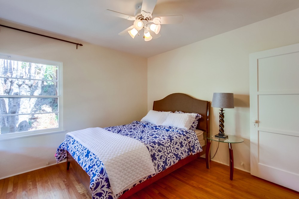 Virtual tour photo 16 of 30 for 4584 Van Dyke Ave