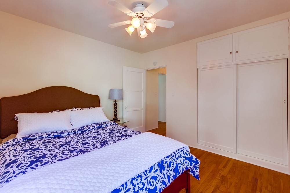 Virtual tour photo 17 of 30 for 4584 Van Dyke Ave