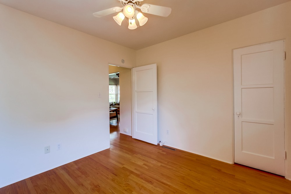 Virtual tour photo 19 of 30 for 4584 Van Dyke Ave
