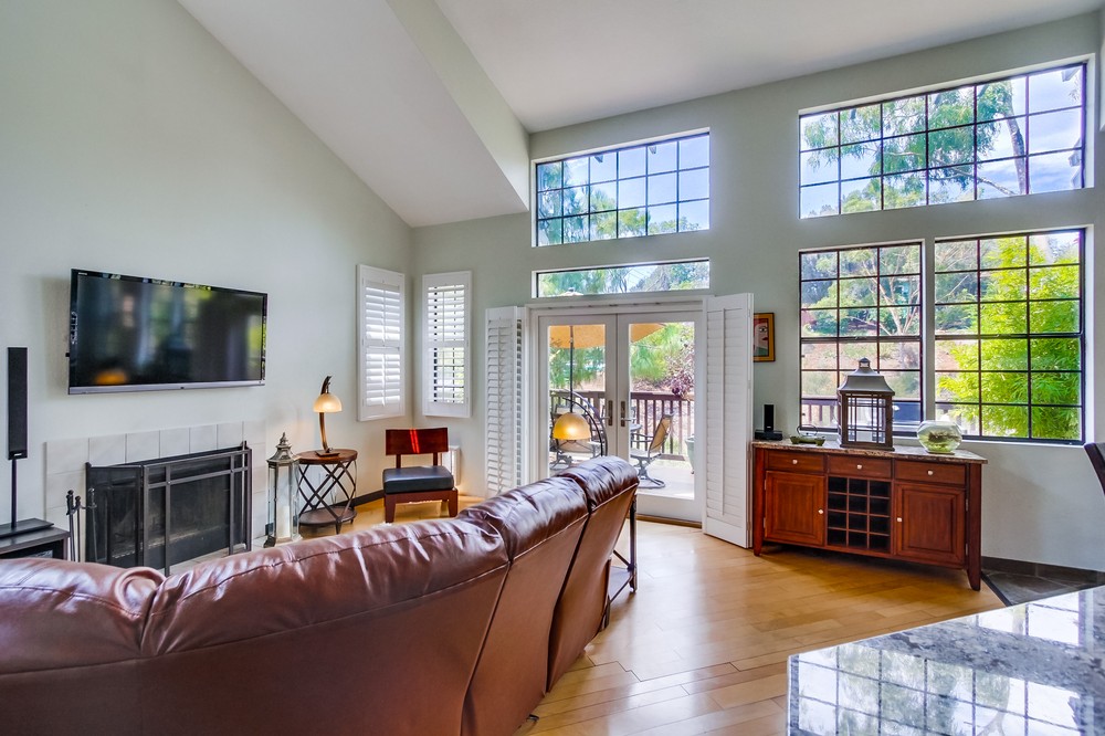 Virtual tour photo 5 of 45 for 4585 54th Street