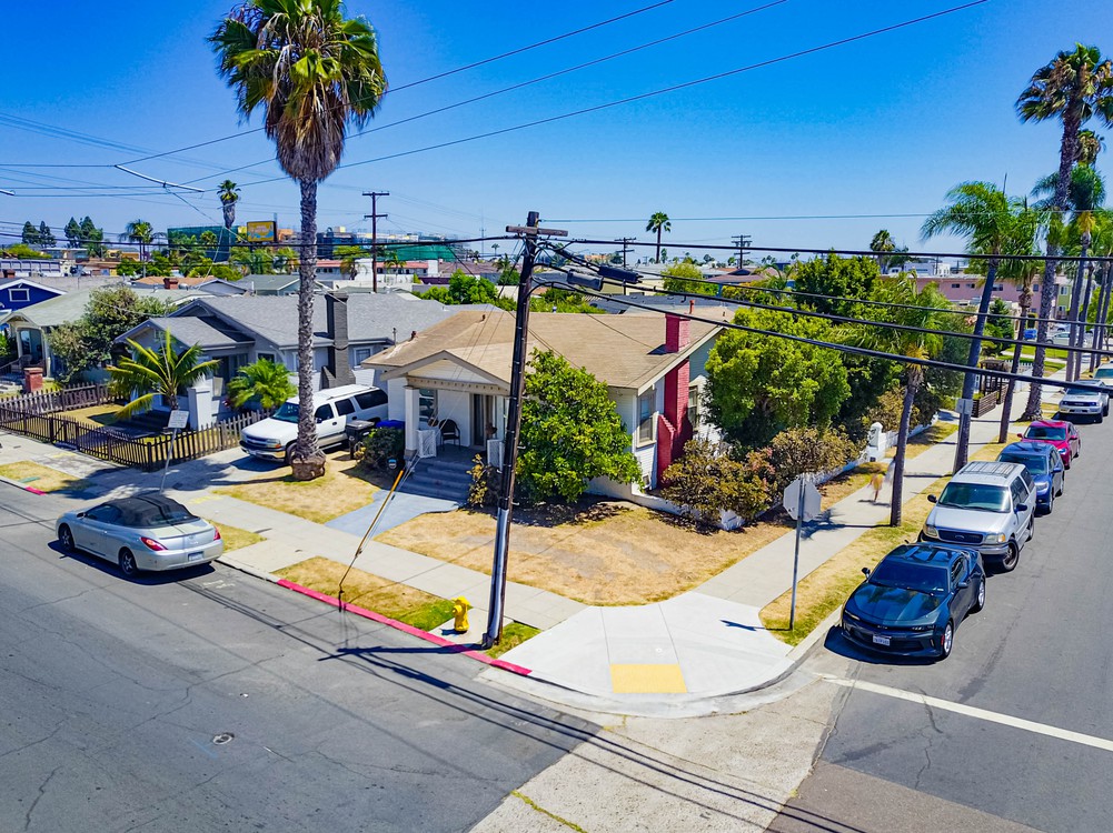 Virtual tour photo 6 of 23 for 4585 Kansas St