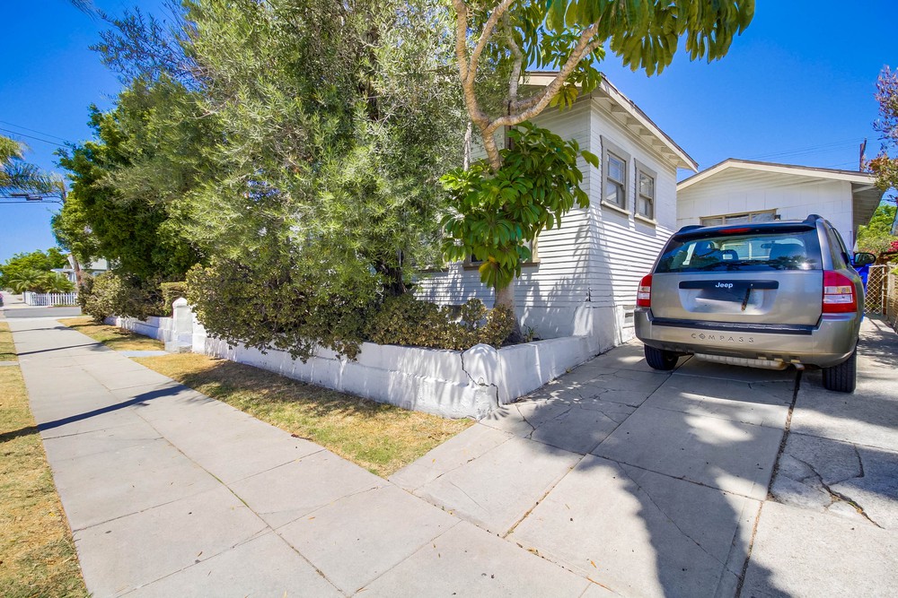 Virtual tour photo 7 of 20 for 4585 Kansas St