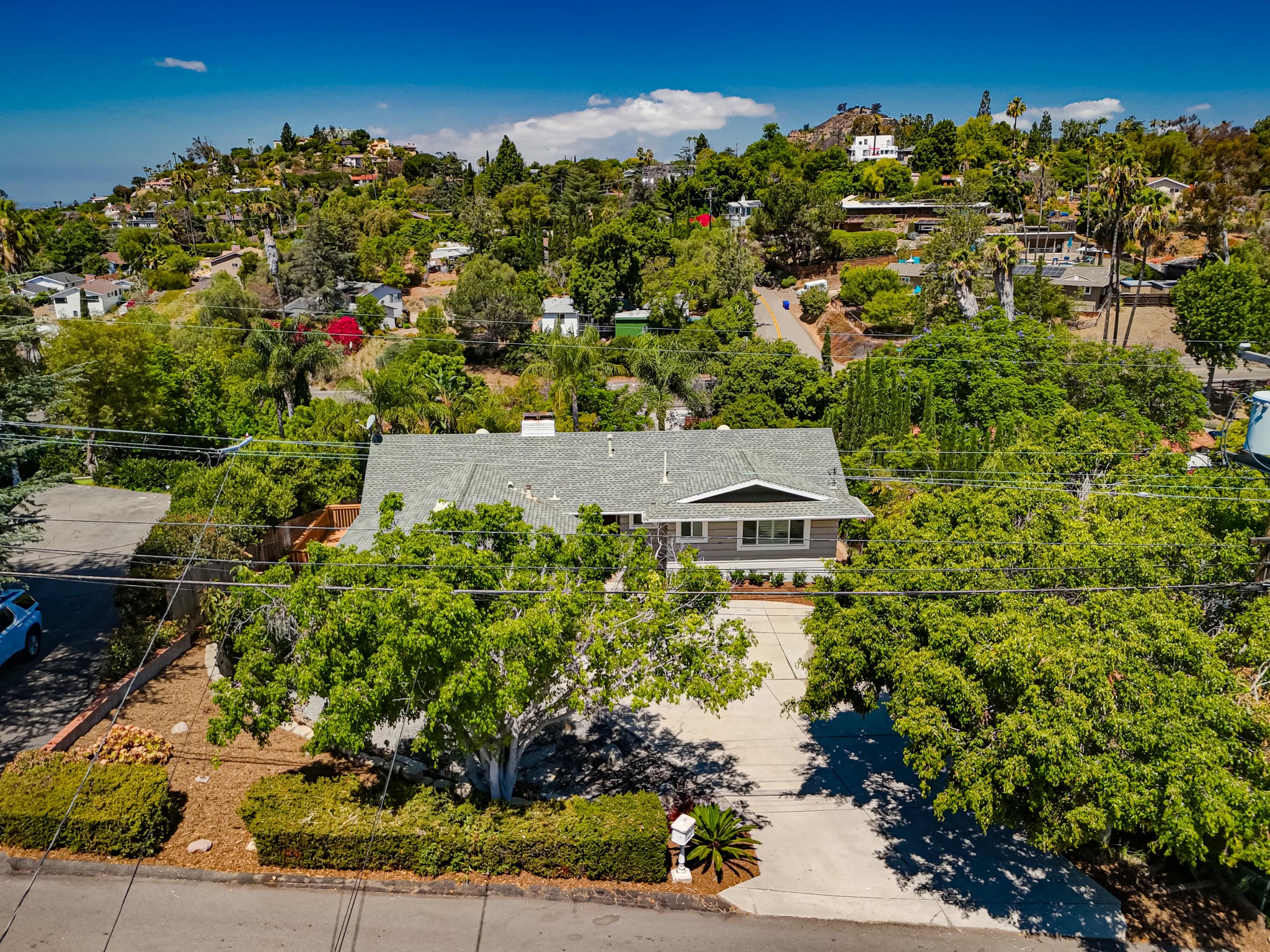 Virtual tour photo 1 of 35 for 4586 Mayapan Dr