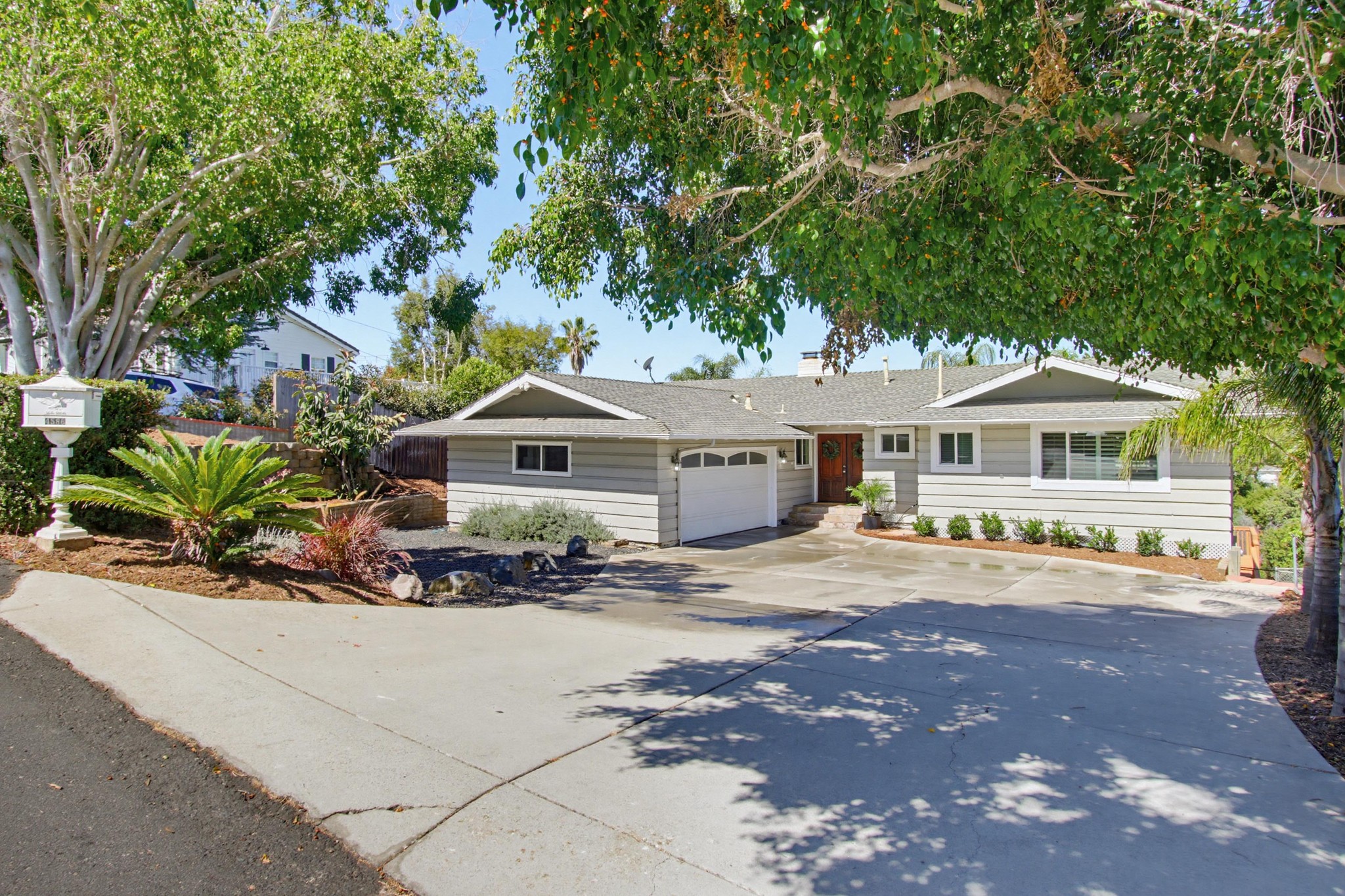 Virtual tour photo 3 of 116 for 4586 Mayapan Dr