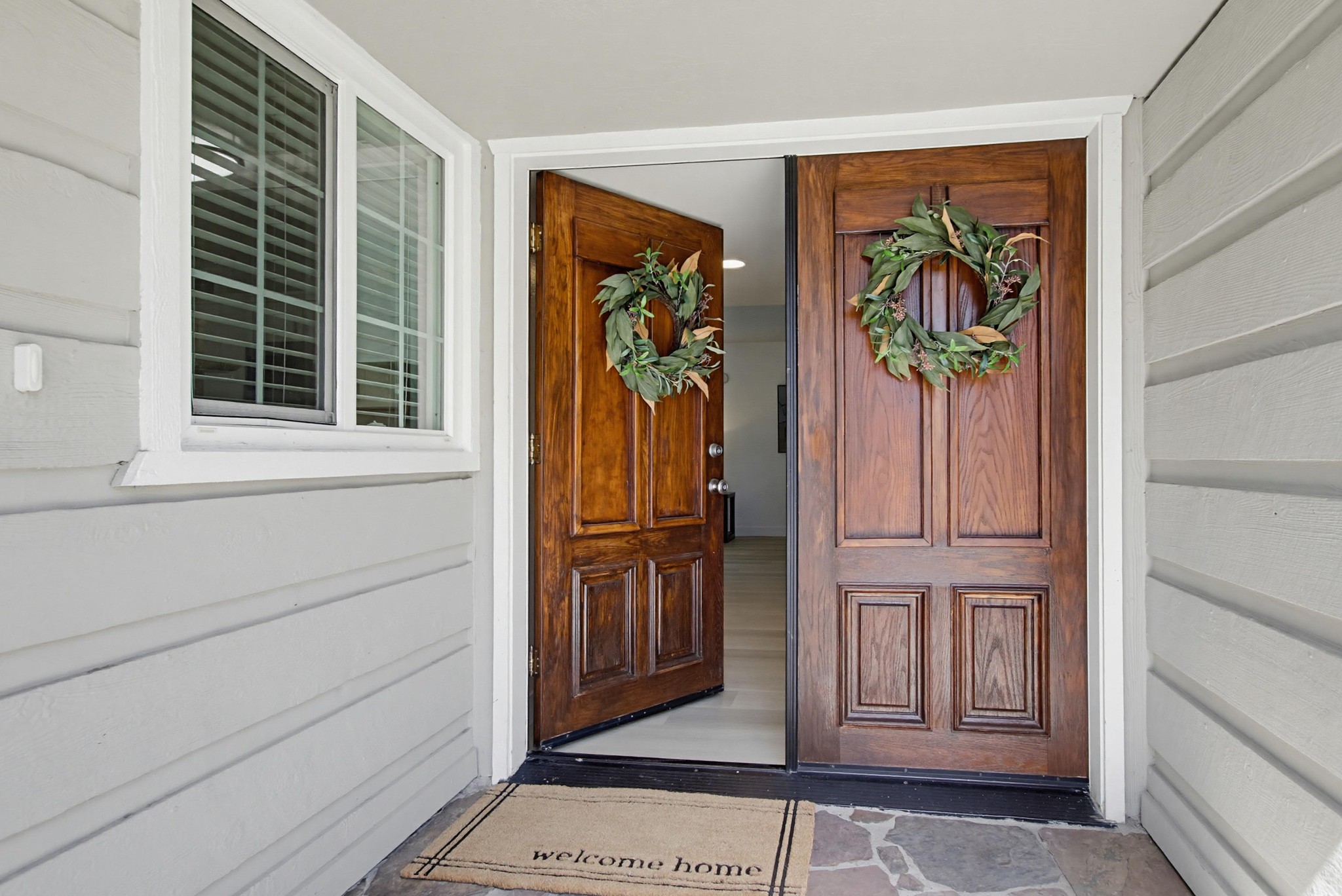 Virtual tour photo 9 of 116 for 4586 Mayapan Dr