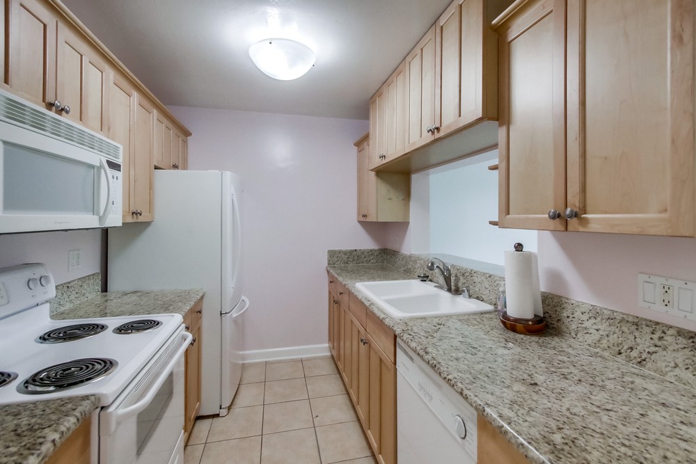 Virtual tour photo 21 of 34 for 4587 39th St UNIT 5